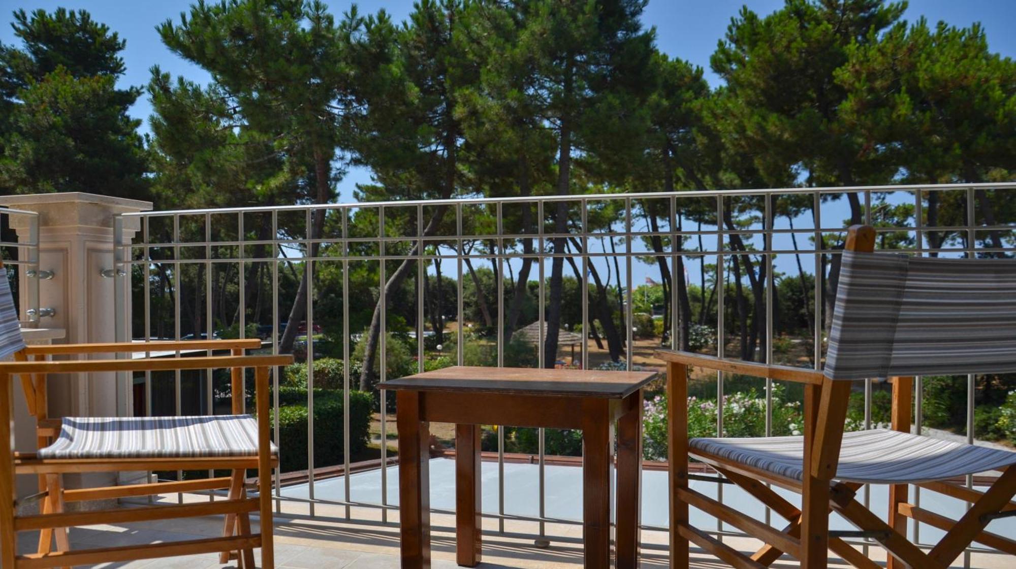 Hotel Villa Elsa Marina di Massa Exteriér fotografie