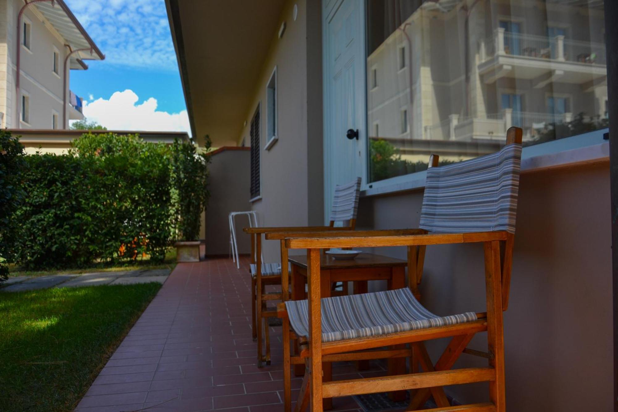 Hotel Villa Elsa Marina di Massa Pokoj fotografie