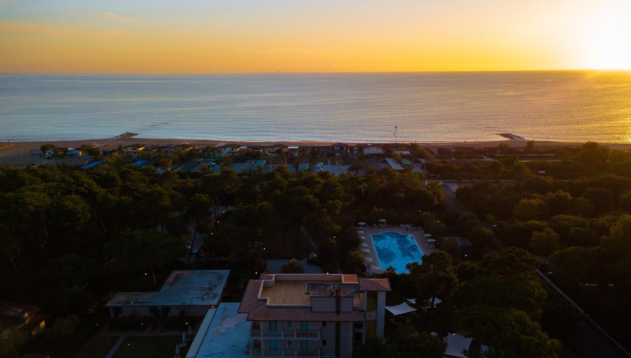 Hotel Villa Elsa Marina di Massa Exteriér fotografie